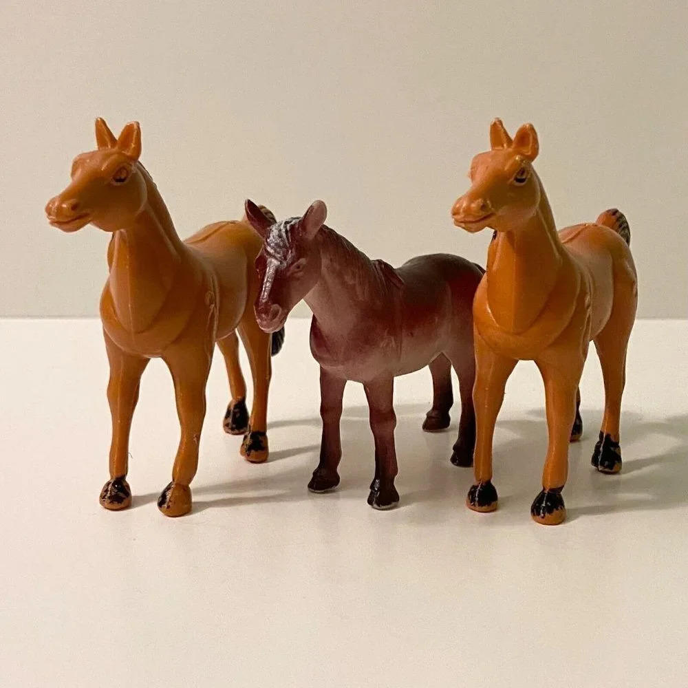 Vintage Lot of 3 Plastic Horse Figures 3 Inch Tall Toys